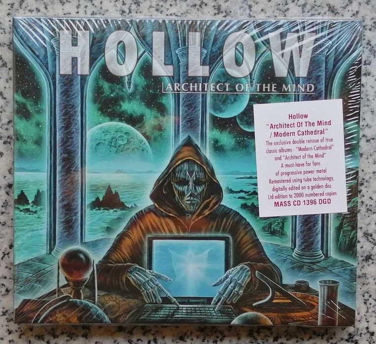 cds de In Solitude e Hollow