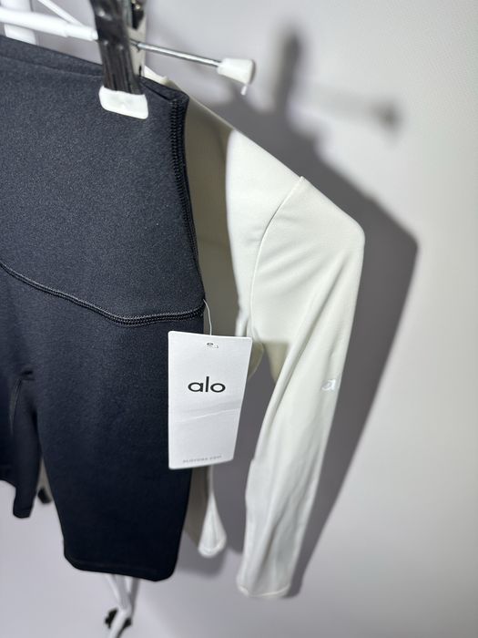 Велосипедки шорти Alo Yoga