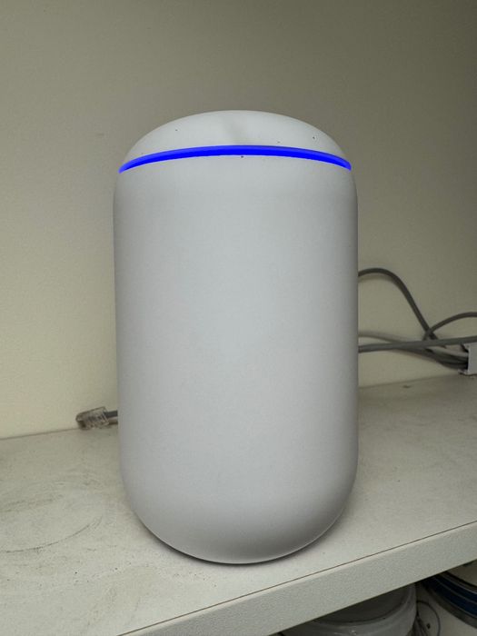 Router Ubiquiti Unifi Network UDM Dream Machine WiFi 5 4xLAN 1XWAN