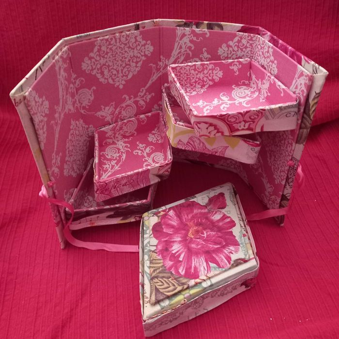 Porta jóias floral de tecido 4 divisões