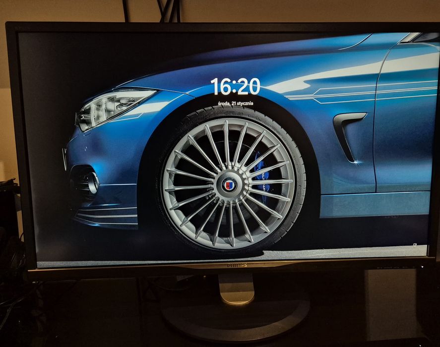 Monitor Philips BDM3270 32" 1440p - z mała wadą