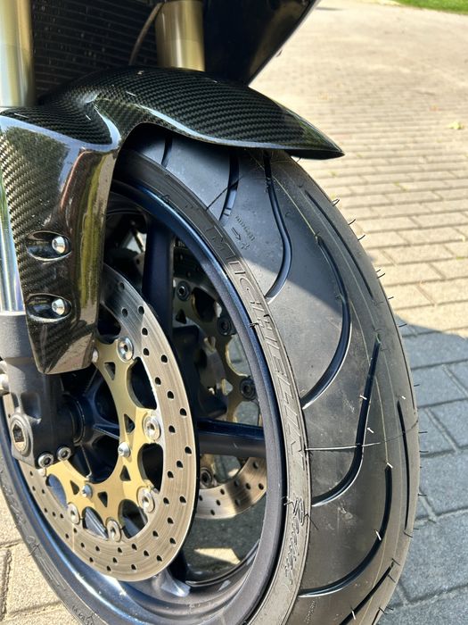 Yamaha R1 RN12 2005 – 19 tys. km, dodatki Rizoma + Power Commander 5