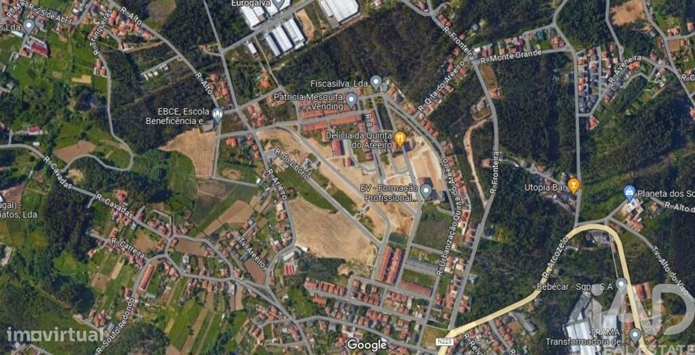 Terreno em São João de Ver de 735,00 m2
