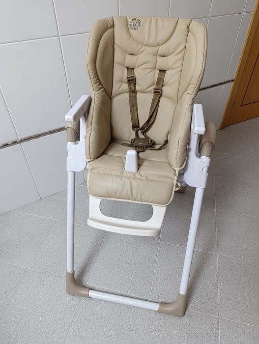 Cadeira da Papa JANÉ (Modelo MILA)