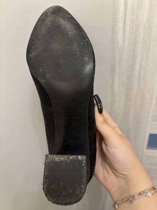 skórzane czółenka