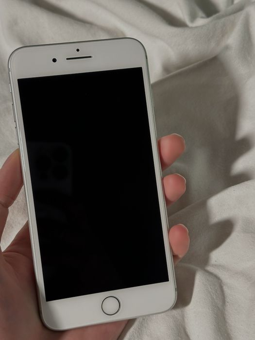Iphone 8 Plus 64Gb
