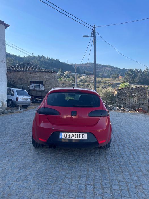 Seat Leon 1P 2.0 TDI 140cv Look FR Jantes 18 Suspensão Koni