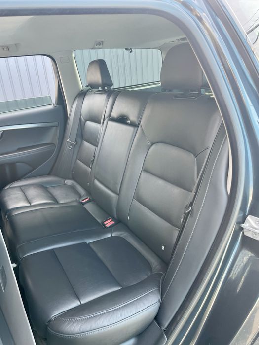 Volvo v70 D4 2015