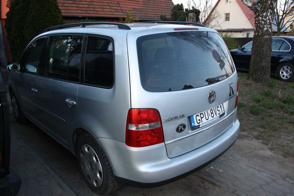 vw touran,2003r,2.0tdi,7 osób,ładny