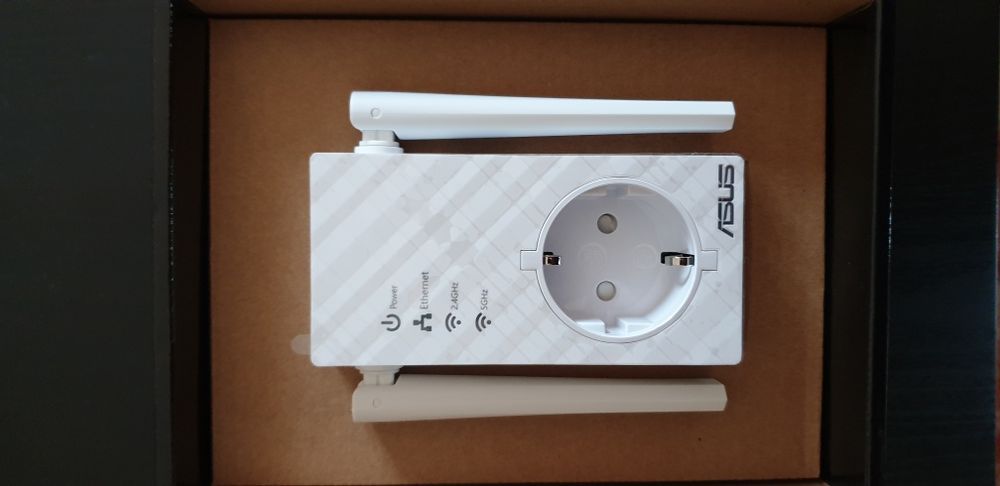 ASUS RT-AC53 Wi-Fi Range Extender AC750 – Brand New64740939072643121