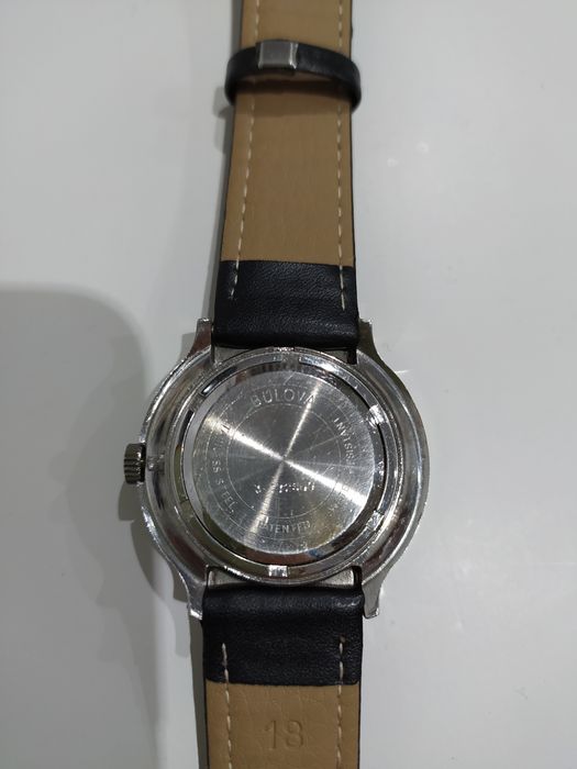 Bulova accutro 2313a