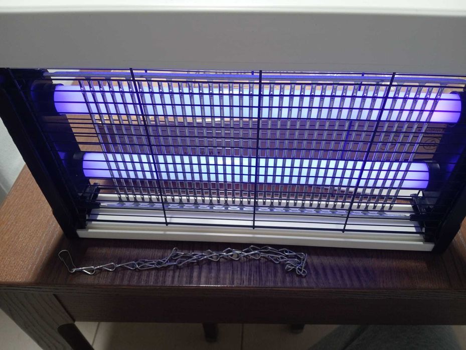 Lâmpada Mata-Mosquitos Elétrica 3200V – NOVA – 26 LEDs Potente