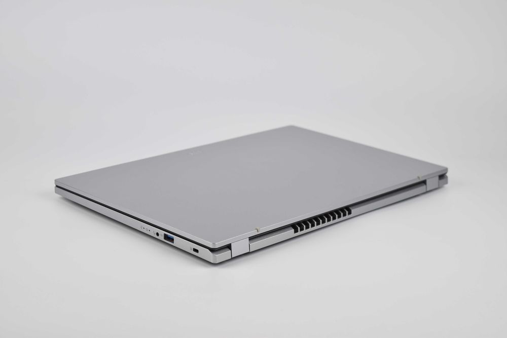 Acer Extensa 15 N23C3 i5-13420H 16 гб ssd 512 гб 15.6" IPS FHD Ноутбук