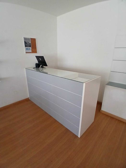 Expositores loja roupa