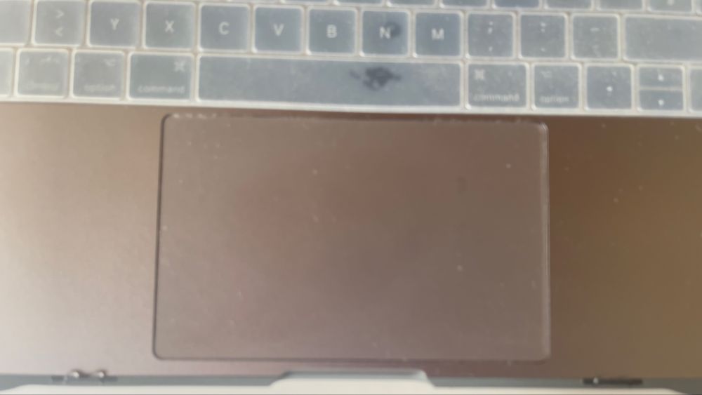 Macbook Pro i5 2017423649322709831680
