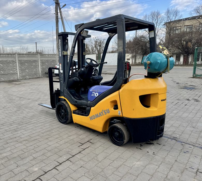 Навантажувач Komatsu FG-20 Погрузчик