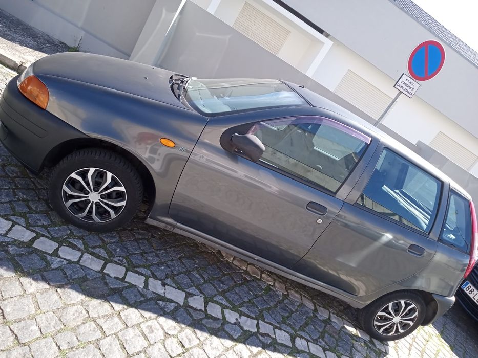 Fiat Punto 1.1 Fiável e econômico. Básico. 1996