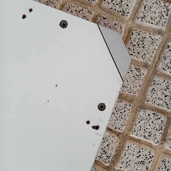 Tampo canto de secretária