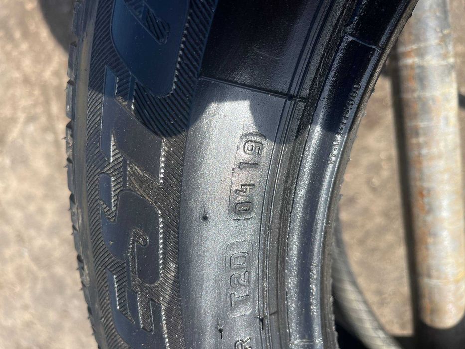 Пара шин Bridgstone Dueler H/P 215/60 R17