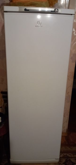 Продам морозильною камеру