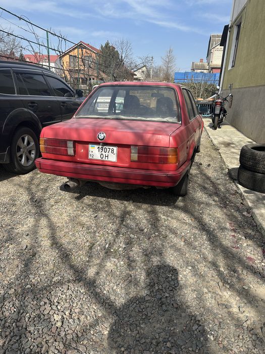 Продам Bmw E30 2л