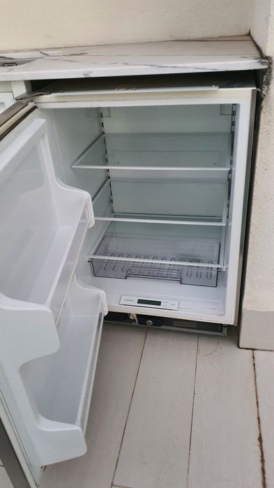 Sub-Zero '24

Refrigerador sob-bancada
