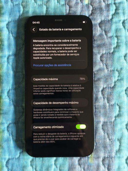 iPhone 12 (64GB)