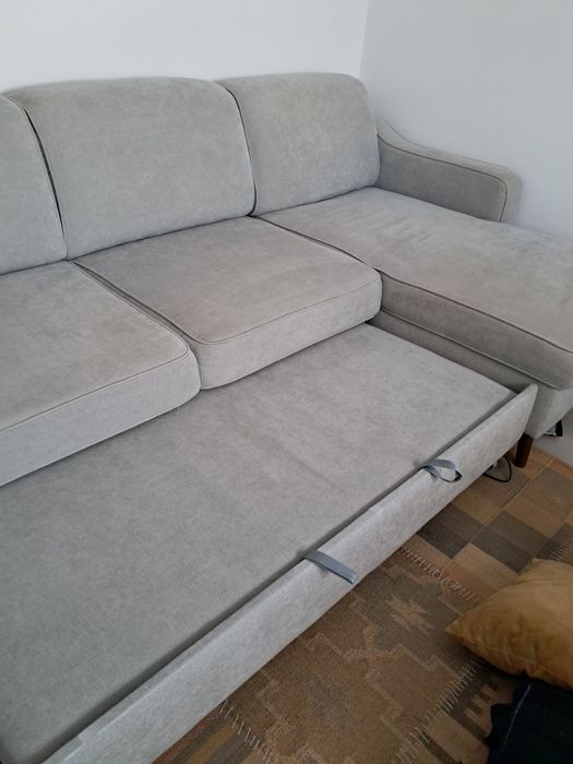 Sofá 2 lugares com "chaise longue" e arrumação, verde acinzentado