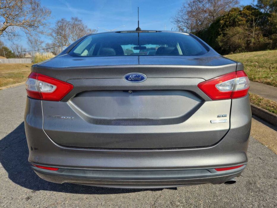 Ford Fusion      2013