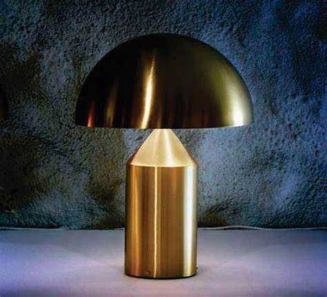 Candeeiro de mesa ATOLLO D.50CM Dourado da Oluce (Original e Novo)