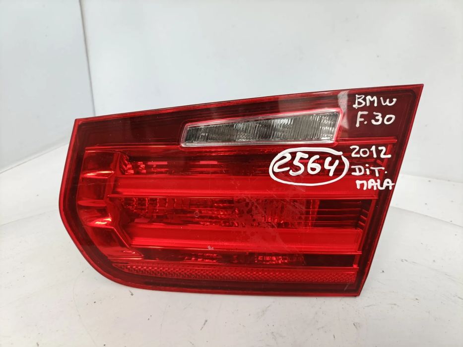 Farolim da mala direito BMW 3 (F30, F80)