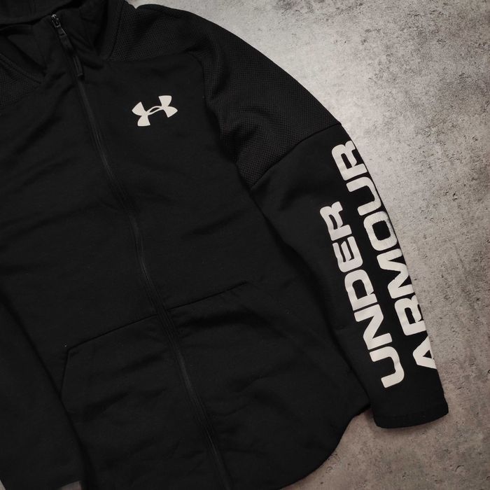 MĘSKA Bluza Sportowa Rozpinana z Kapturem Under Armour Logo Siłownia