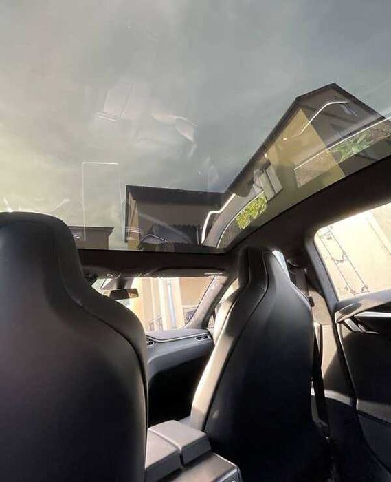 Tesla Model S 2018