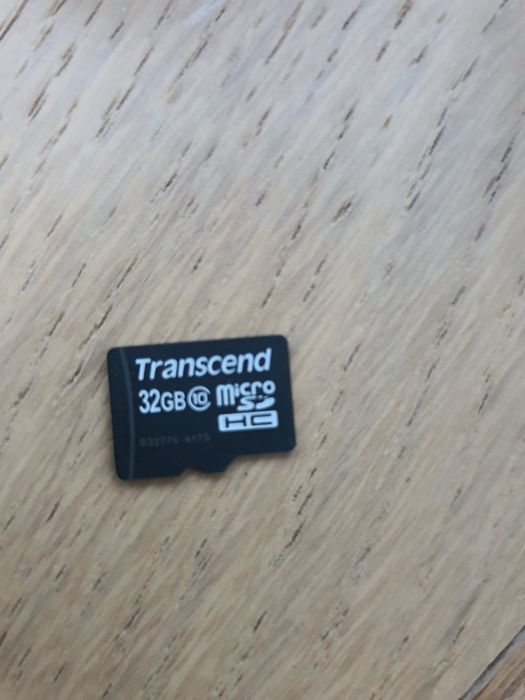 Wi-Fi камера D-Link DCS-942L +32GB + Кріплення