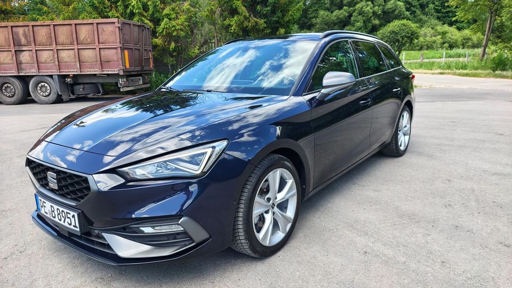 Seat Leon Sportstourer 110ps.Fr Benzyna Klimatronic x3 GrzaneFoteleKierownica Kam.Cofania2022