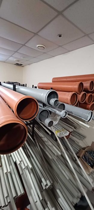 Сантехника,радиаторы,трубы для отопления,канализация,задвижки