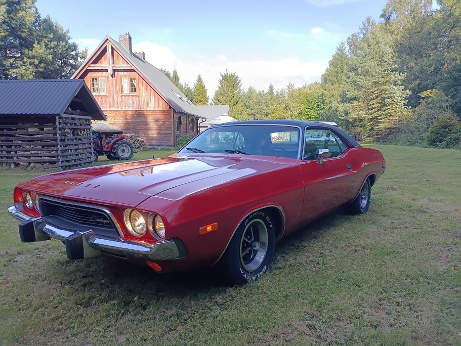 Dodge Challenger 73r bezwypadkowy zero rdzy zarejestrowany orginalny