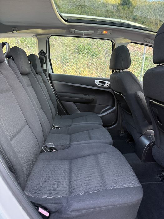 Peugeot 307 1.6 HDi | 7 Lugares