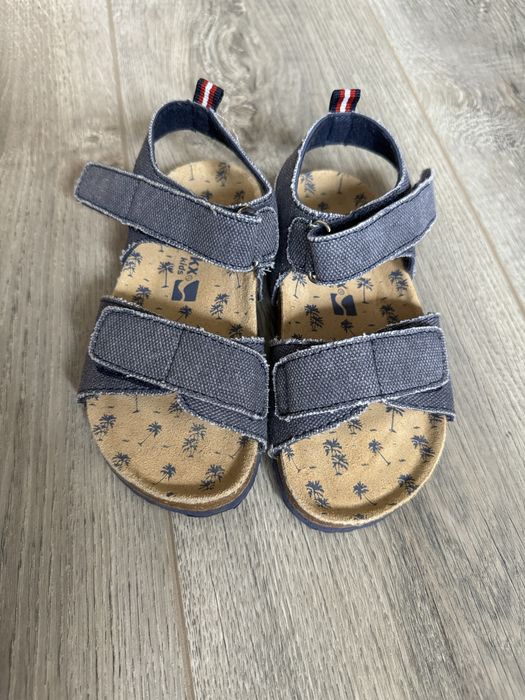 Босоножки унисекс 27 р.