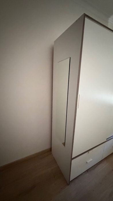 OFERTA- Roupeiro branco IKEA