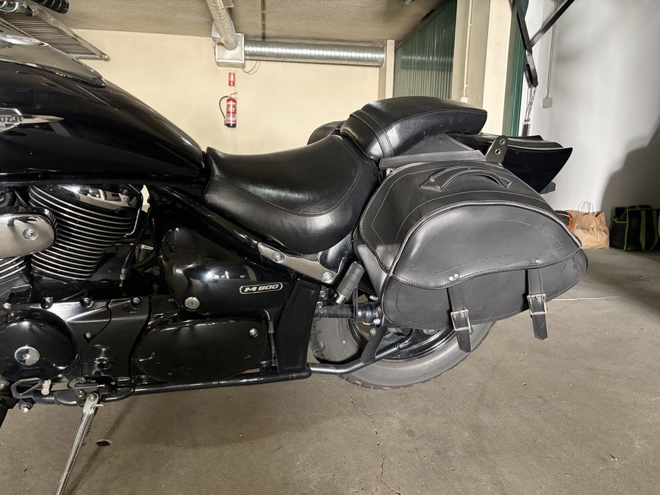 Suzuki intruder m800