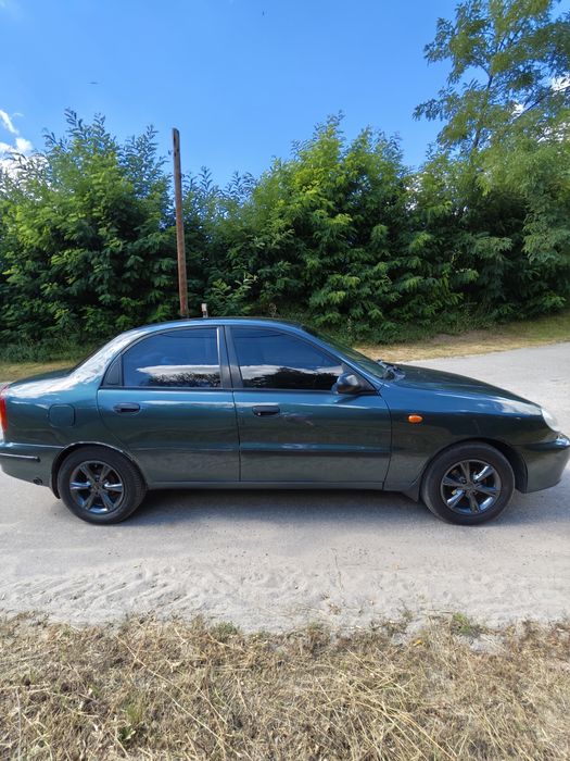 Daewoo Lanos SE  в гарному стані