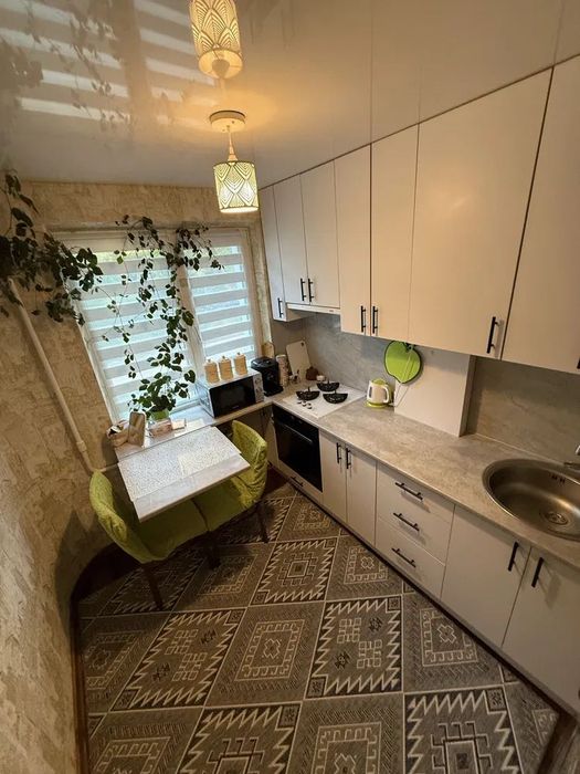 Продам 3к квартиру на Польовій