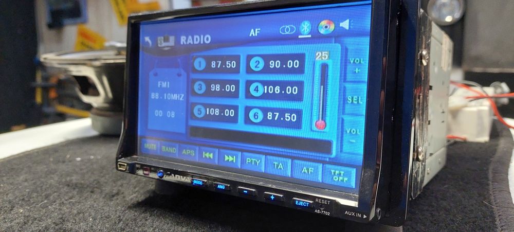 Radio samochodowe dotykowe 2din / bluetooth / usb / dvd  / aux / SD