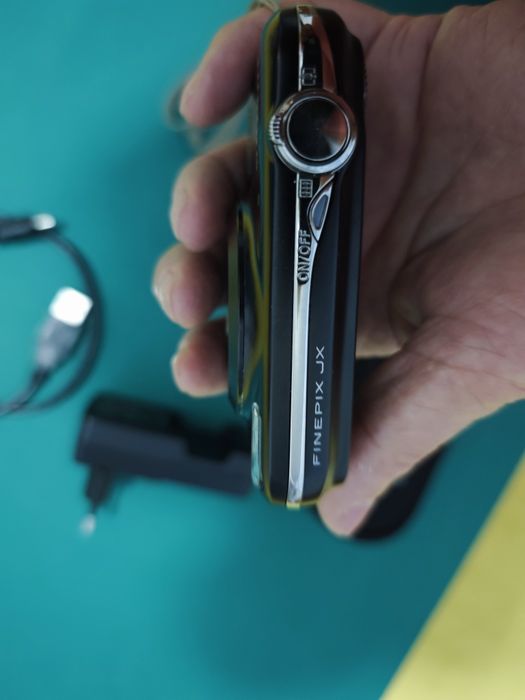 Máquina Fujifilm, Máquina Fotográfica Fujifilm FinePix JX300 –