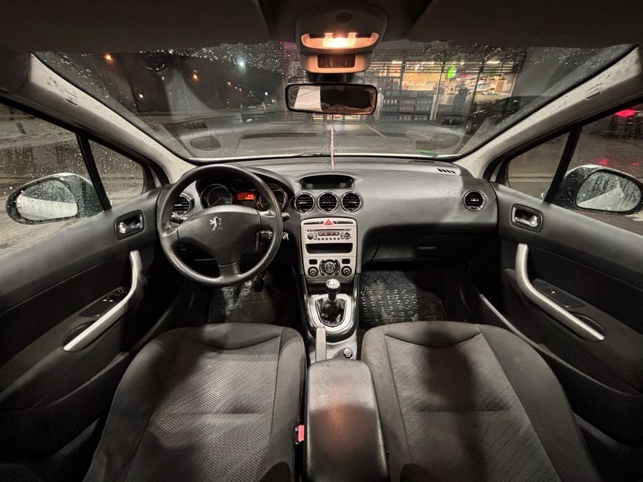 Peugeot 308 5d 1.6 hdi 109km 2010r panorama klima alu