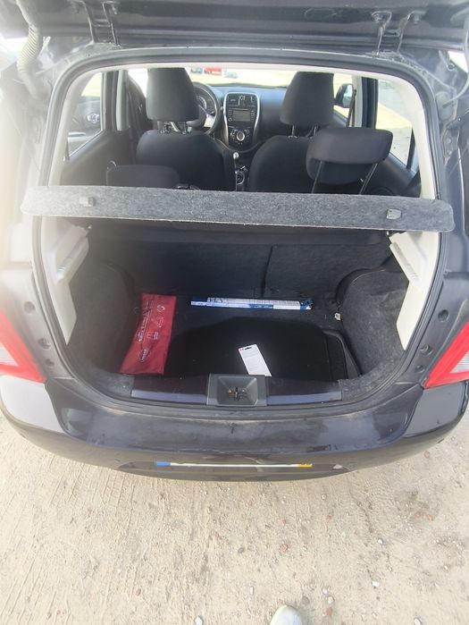 Nissan Micra Tekna  2013