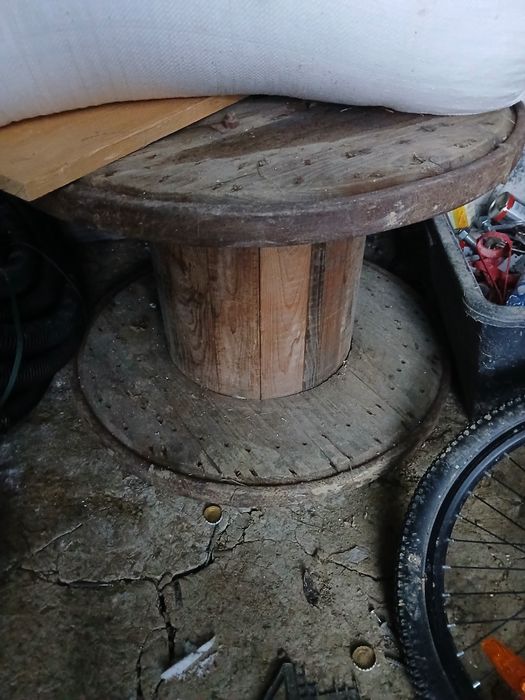 Rolka na kabel duża