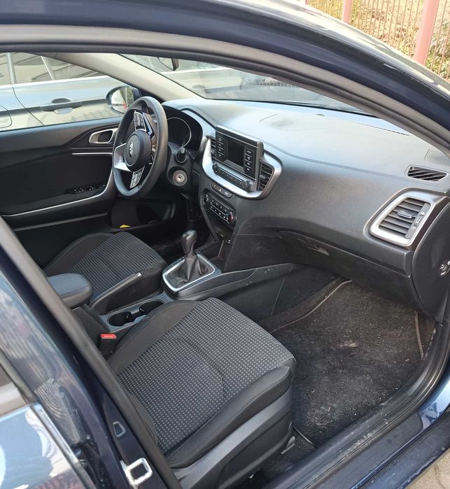 Bezwypadkowa Kia Ceed III