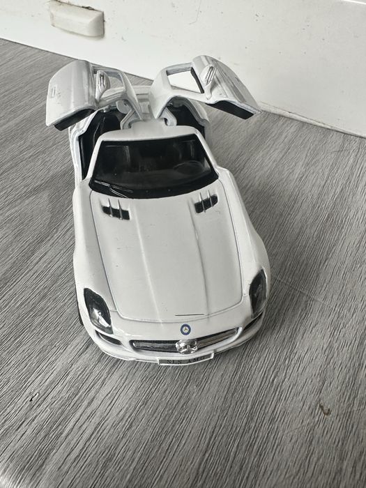 Іграшкові автомобілі